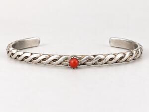 Vintage Native American Navajo 925 Sterling Silver Coral Cuff Bracelet Small 5.5